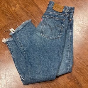 Wedgie Straight Levi’s